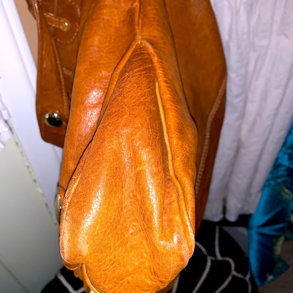 GUSTTO PARINA 100% Italian Fine Leather handbag! Gorgeous Bag ~ FREE SHIPPING! - Picture 14 of 16